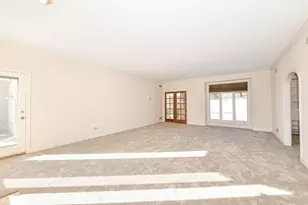 2100 N Oakwoods Ct, Summit, WI 53066 - Photo 27