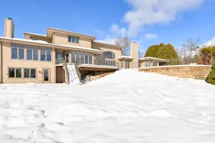 2100 N Oakwoods Ct, Summit, WI 53066 - Photo 61