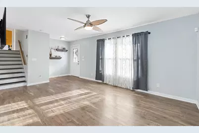 2008  Lenora Dr, West Bend, WI 53090 - Photo 11