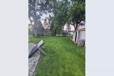 2008  Lenora Dr, West Bend, WI 53090 - Photo 29