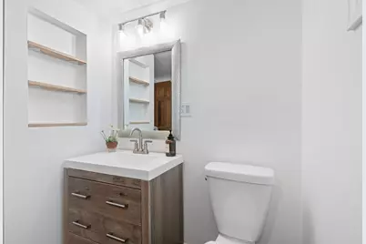 2008  Lenora Dr, West Bend, WI 53090 - Photo 21