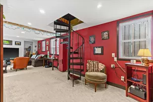 S30W29839 Sunset Dr, Genesee, WI 53189 - Photo 11