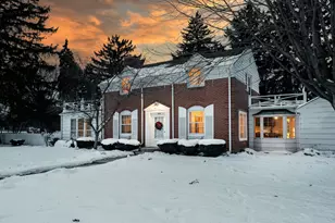 3352 N Elmwood Dr, Racine, WI 53405 - Photo 35