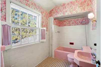 3352 N Elmwood Dr, Racine, WI 53405 - Photo 17