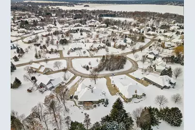 W261N2830  Woodburne Ct, Pewaukee, WI 53072 - Photo 51