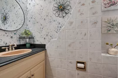 W261N2830  Woodburne Ct, Pewaukee, WI 53072 - Photo 21