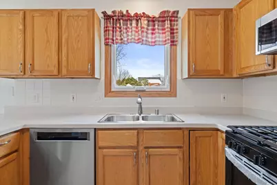 3310  108th Pl, Pleasant Prairie, WI 53158 - Photo 13