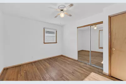 7504  Pheasant Trl, Racine, WI 53402 - Photo 11