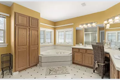 1401  Country Club Ln, Watertown, WI 53098 - Photo 29