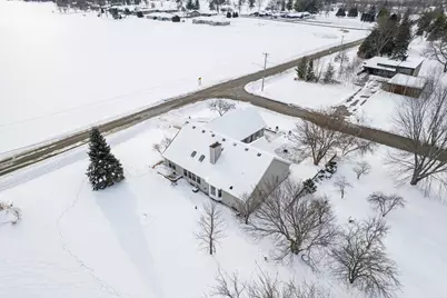 1401  Country Club Ln, Watertown, WI 53098 - Photo 53