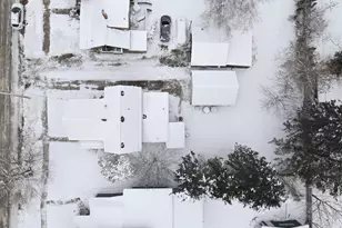 617 N 7th St, Manitowoc, WI 54220 - Photo 37