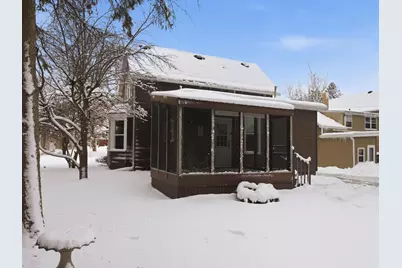 617 N 7th St, Manitowoc, WI 54220 - Photo 7