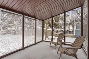 617 N 7th St, Manitowoc, WI 54220 - Photo 11