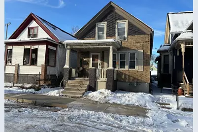 1425 N 24th Pl, Milwaukee, WI 53205 - Photo 1
