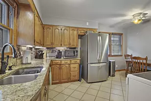 1925 80th Pl, Kenosha, WI 53143 - Photo 9