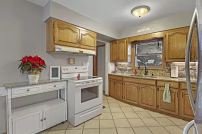 1925  80th Pl, Kenosha, WI 53143 - Photo 7