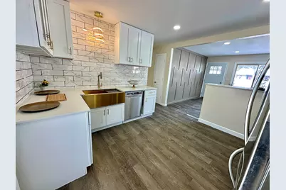 8133 W Glen Ave, Milwaukee, WI 53218 - Photo 5