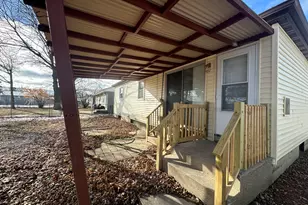 8133 W Glen Ave, Milwaukee, WI 53218 - Photo 23