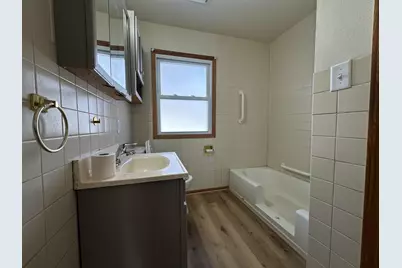 6737 W Cleveland Ave, Milwaukee, WI 53219 - Photo 5