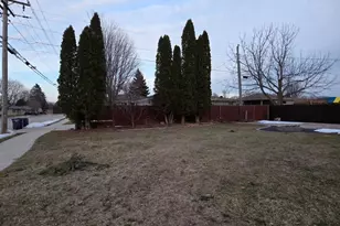 2521 Geele Ave, Sheboygan, WI 53083 - Photo 45