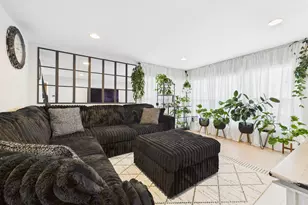 824 S 92nd St, West Allis, WI 53214 - Photo 7