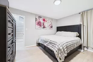 824 S 92nd St, West Allis, WI 53214 - Photo 11