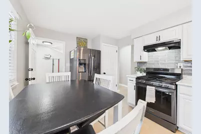 824 S 92nd St, West Allis, WI 53214 - Photo 23