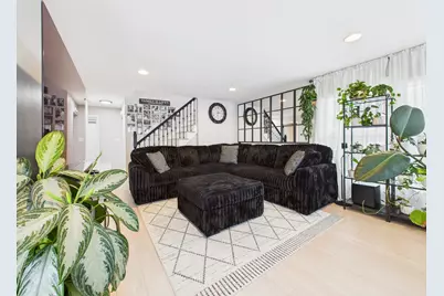 824 S 92nd St, West Allis, WI 53214 - Photo 3