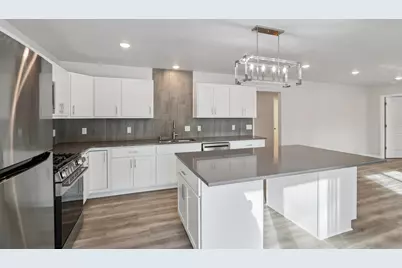 8128  Truman Ct, Burlington, WI 53105 - Photo 7