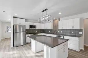 8128 Truman Ct, Burlington, WI 53105 - Photo 3