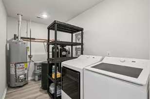 8128 Truman Ct, Burlington, WI 53105 - Photo 31