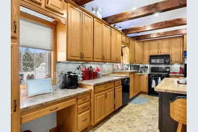 5425  Old Q Rd, Kossuth, WI 54220 - Photo 5