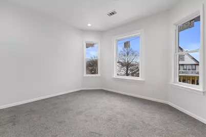 2622 W Vine St #2624, Milwaukee, WI 53205 - Photo 13