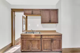 945 Villa St, Racine, WI 53403 - Photo 23