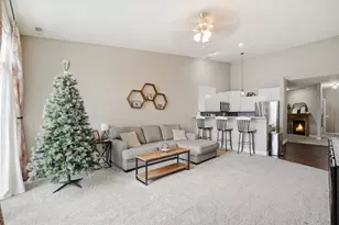 1544 Roxbury Way, Waukesha, WI 53186 - Photo 3