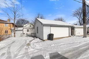 6221 W Fairview Ave, Milwaukee, WI 53213 - Photo 27