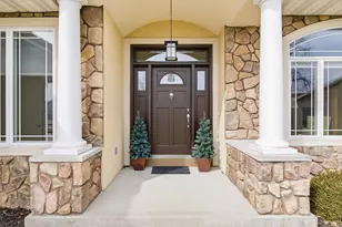 111 Bayfield Ct, Lake Mills, WI 53551 - Photo 5