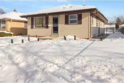 4556 N 71st St, Milwaukee, WI 53218 - Photo 3