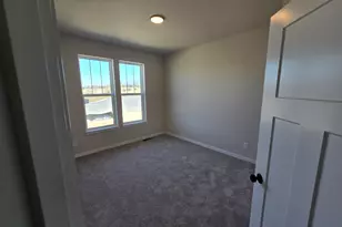 1549 Patton Dr, Hartford, WI 53027 - Photo 11