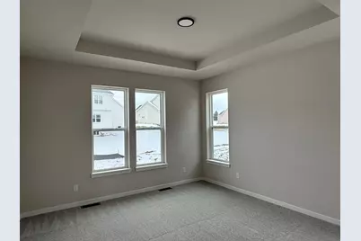 1549  Patton Dr, Hartford, WI 53027 - Photo 9