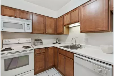 3575 N Oakland Ave, Shorewood, WI 53211 - Photo 3