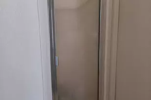 1225 Goold St, Racine, WI 53402 - Photo 9