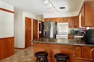 723 Motor Ave, Waukesha, WI 53188 - Photo 9