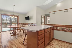 635 Constitution Ln, DeForest, WI 53532 - Photo 11