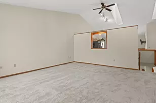 635 Constitution Ln, DeForest, WI 53532 - Photo 5