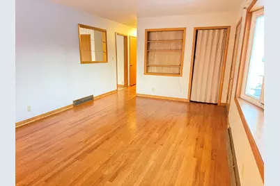 1716  George St, Manitowoc, WI 54220 - Photo 5