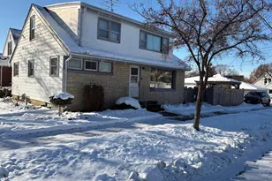 1707 W Wilbur Ave, Milwaukee, WI 53221 - Photo 1
