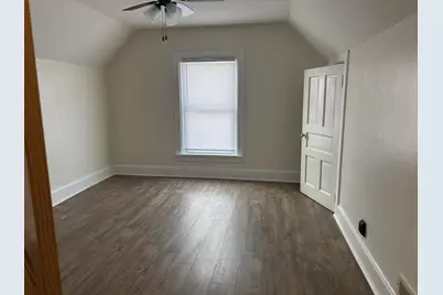 1717  Edgewood Ave, Racine, WI 53404 - Photo 5