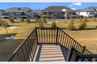 7908 E Stone Ridge Dr, Lannon, WI 53046 - Photo 31