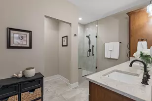 7908 E Stone Rdg Dr, Lannon, WI 53046 - Photo 15